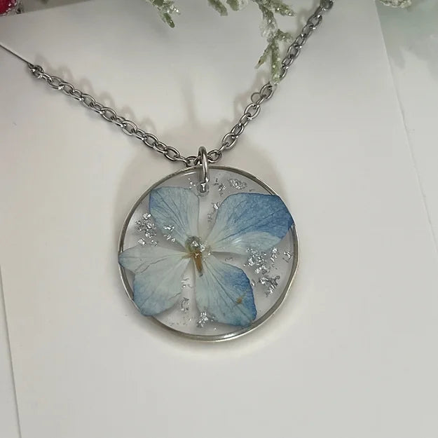 Blooming Gratitude: Blue Hydrangea Necklace