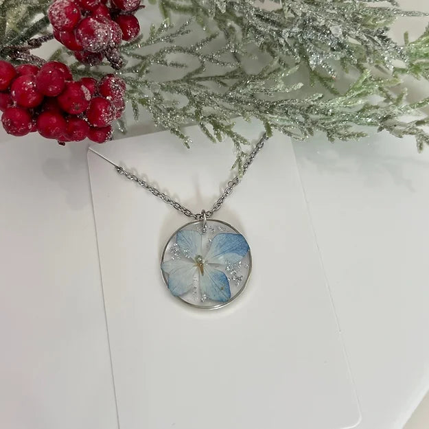Blooming Gratitude: Blue Hydrangea Necklace