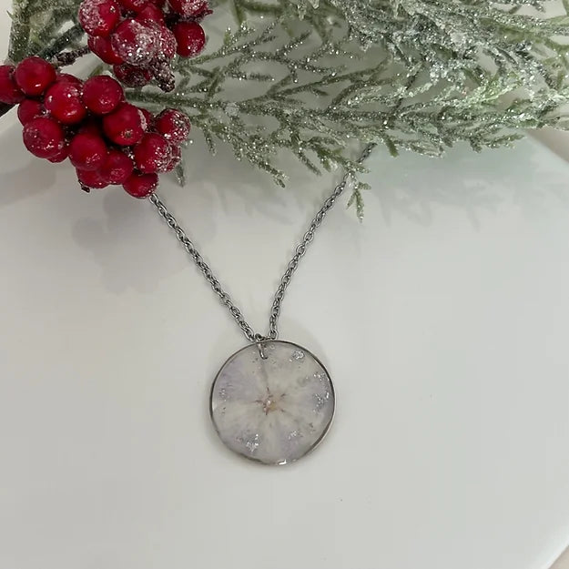 Pure Devotion: Light Purple & White Phlox Necklace