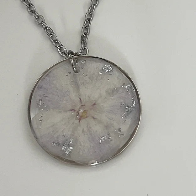 Pure Devotion: Light Purple & White Phlox Necklace